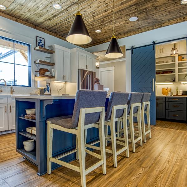 Modern farmhouse kitchen