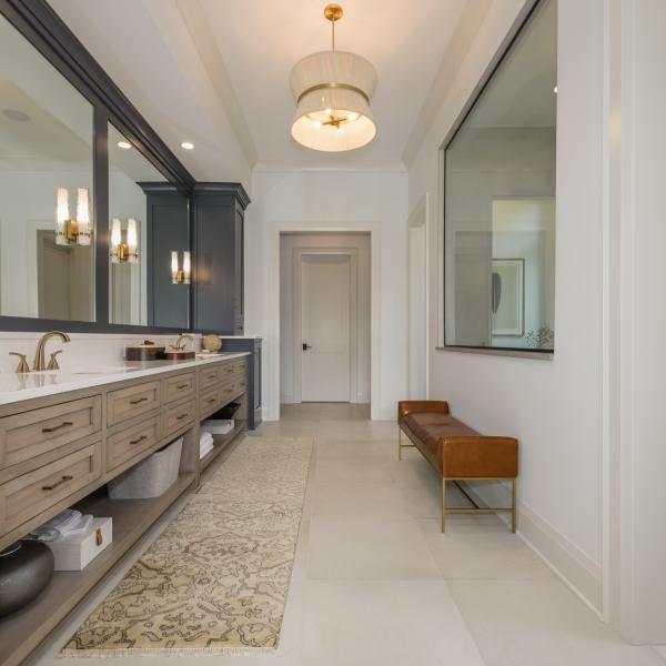 Master bathroom 