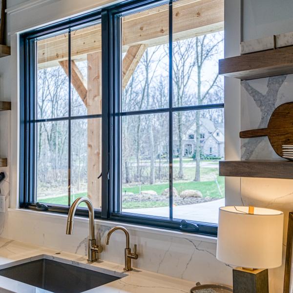 Kitchen sink and window 