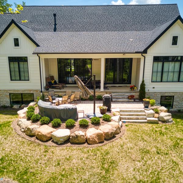 Modern Farmhouse back porch 